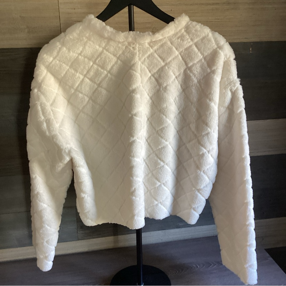 Zara White Teddy crop Top - Picture 8 of 8
